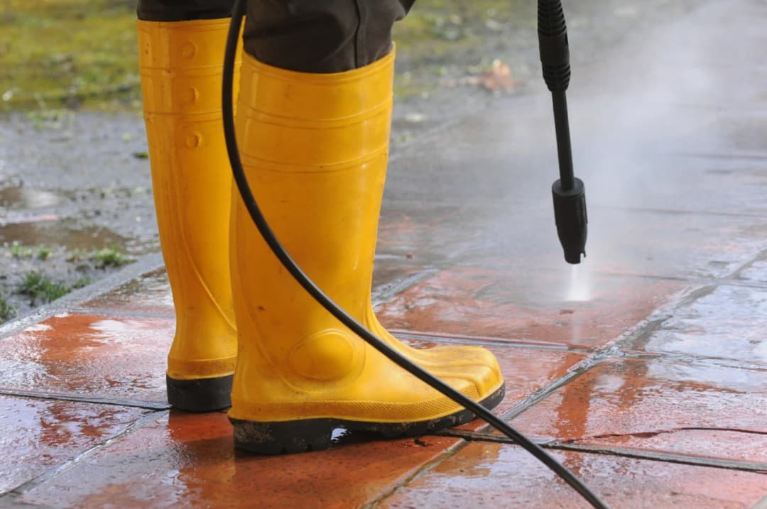 patio-cleaning